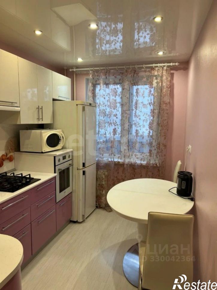 2-комн квартира проспект Победы, 64,  д. 64