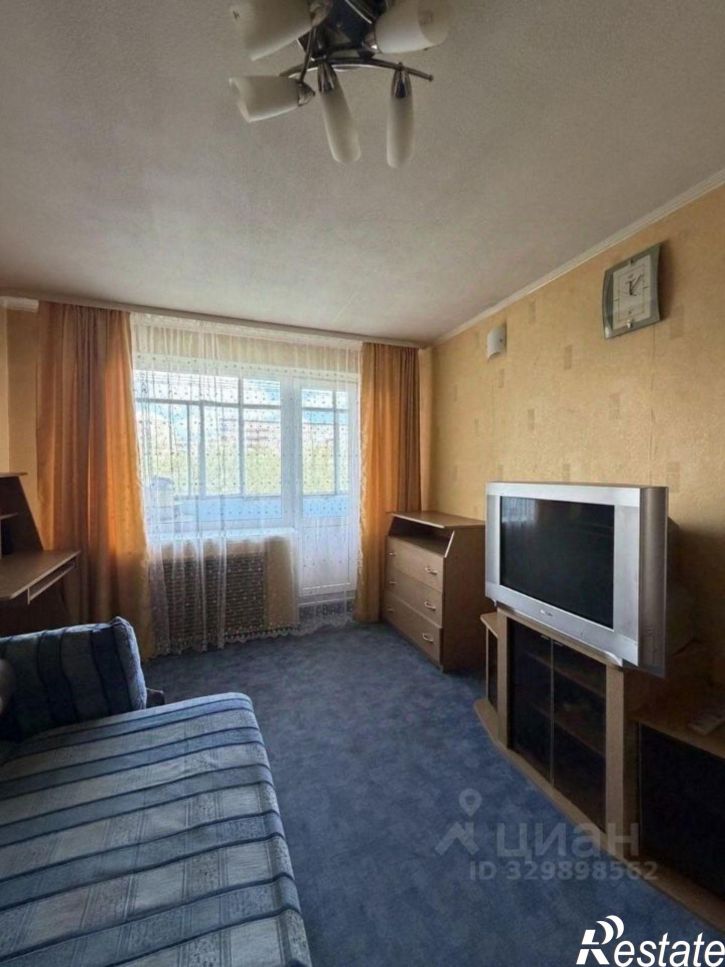 3-комн квартира проспект Победы, 142,  д. 142