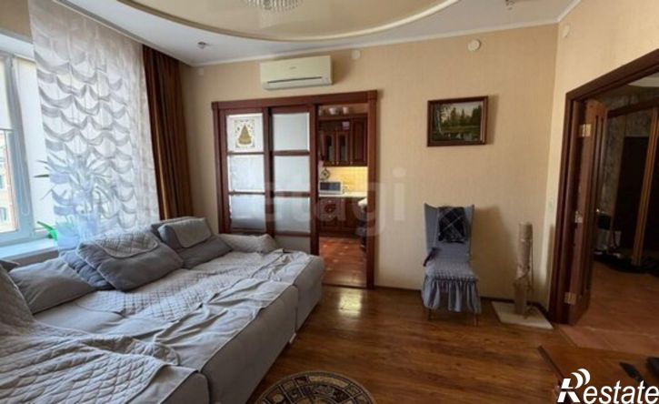 3-комн квартира улица Годовикова, 21,  д. 21