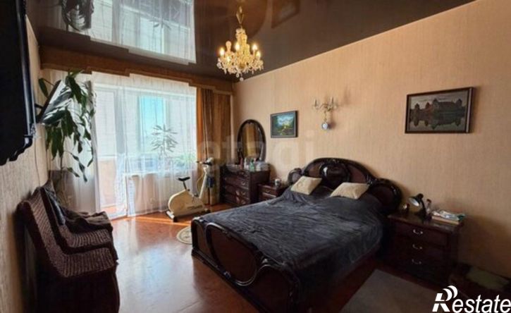 3-комн квартира улица Годовикова, 21,  д. 21