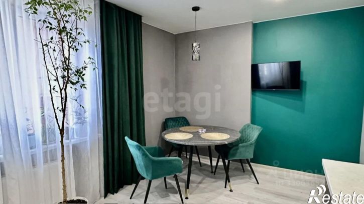 2-комн квартира улица Наседкина, 27А,  д. 27А
