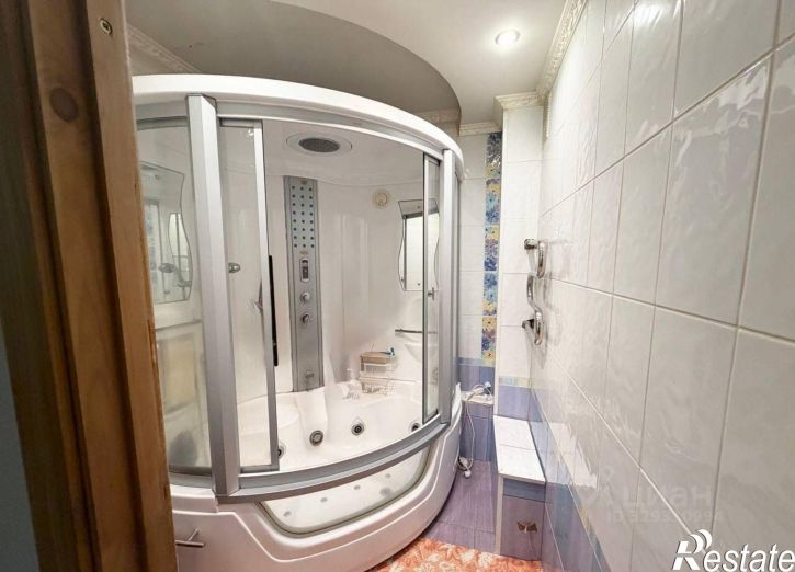 3-комн квартира улица Командарма Белова, 29А,  д. 29А