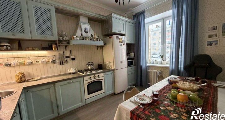 3-комн квартира Ленинградская улица, 27,  д. 27