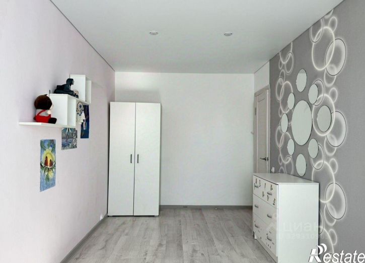 3-комн квартира ул Краснодонцев, 23,  д. 23