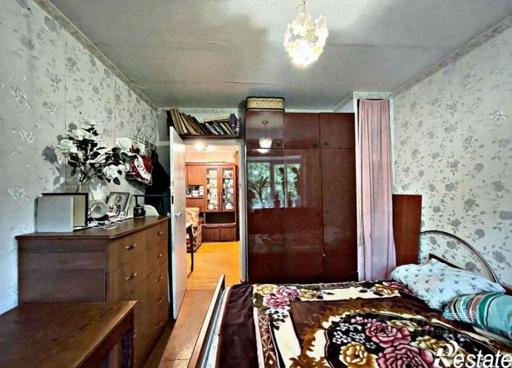 4-комн квартира ул Бардина, 19,  д. 19