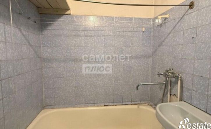 2-комн квартира Октябрьский пр-кт, 42,  д. 42
