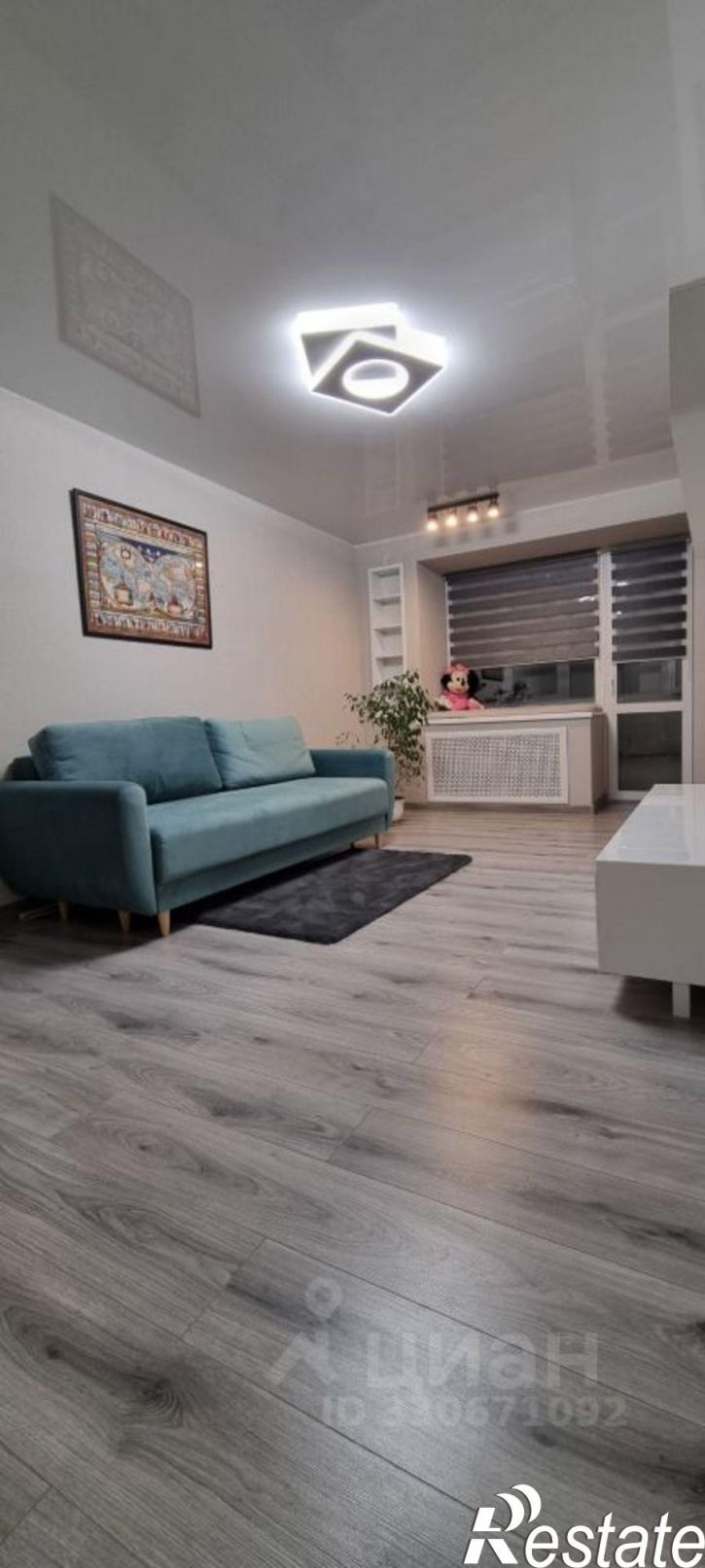 3-комн квартира проспект Победы, 55,  д. 55