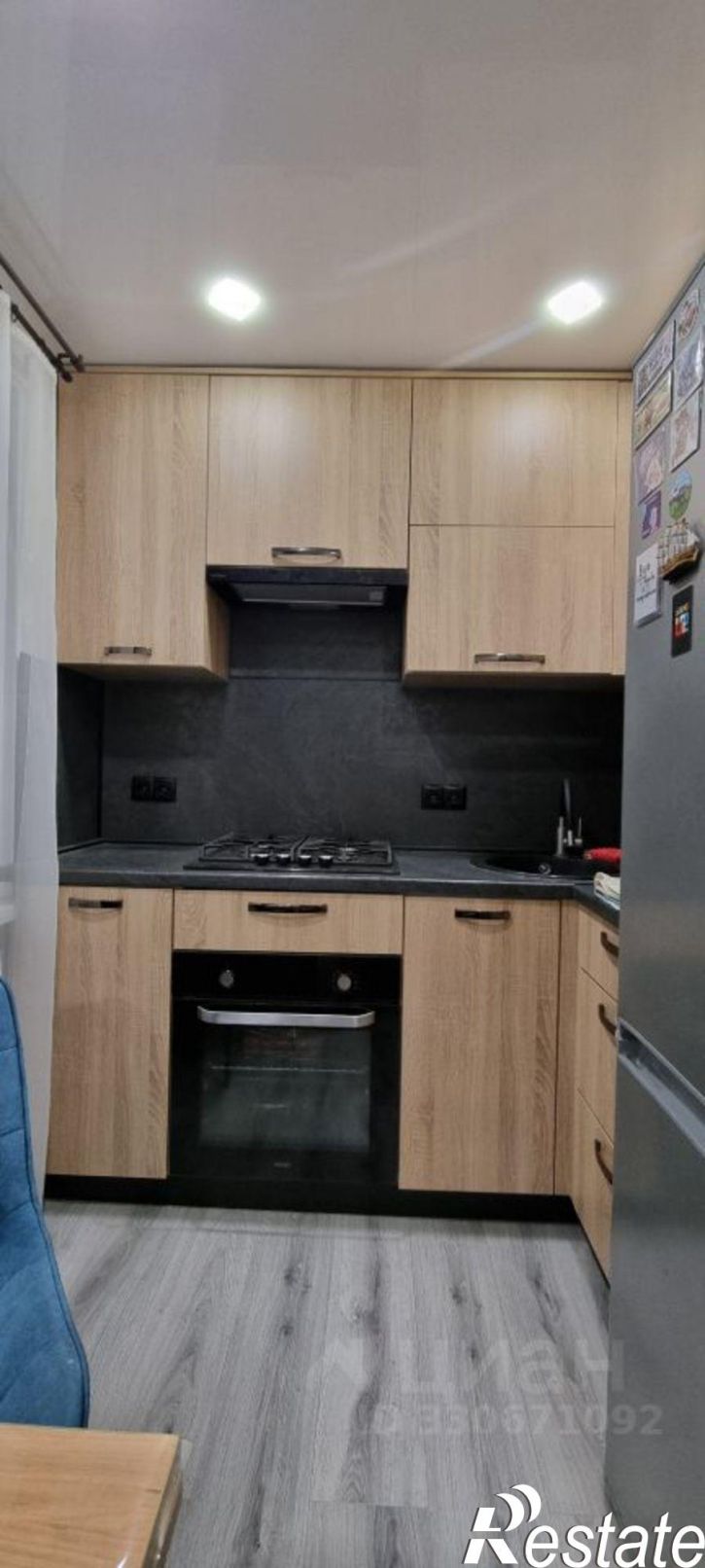 3-комн квартира проспект Победы, 55,  д. 55