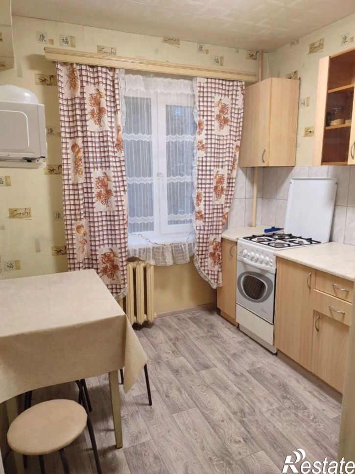 2-комн квартира Устюженская улица, 28,  д. 28