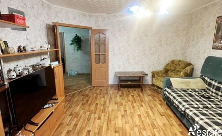 3-комн квартира улица Командарма Белова, 43,  д. 43
