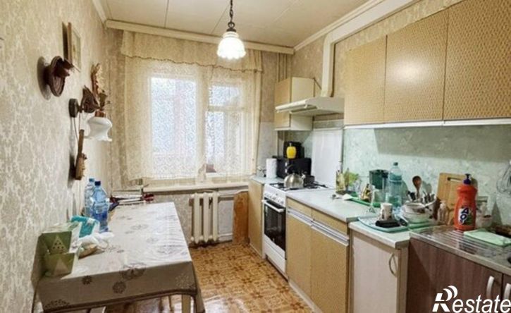 3-комн квартира улица Командарма Белова, 43,  д. 43