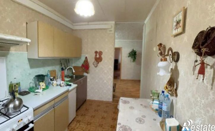 3-комн квартира улица Командарма Белова, 43,  д. 43
