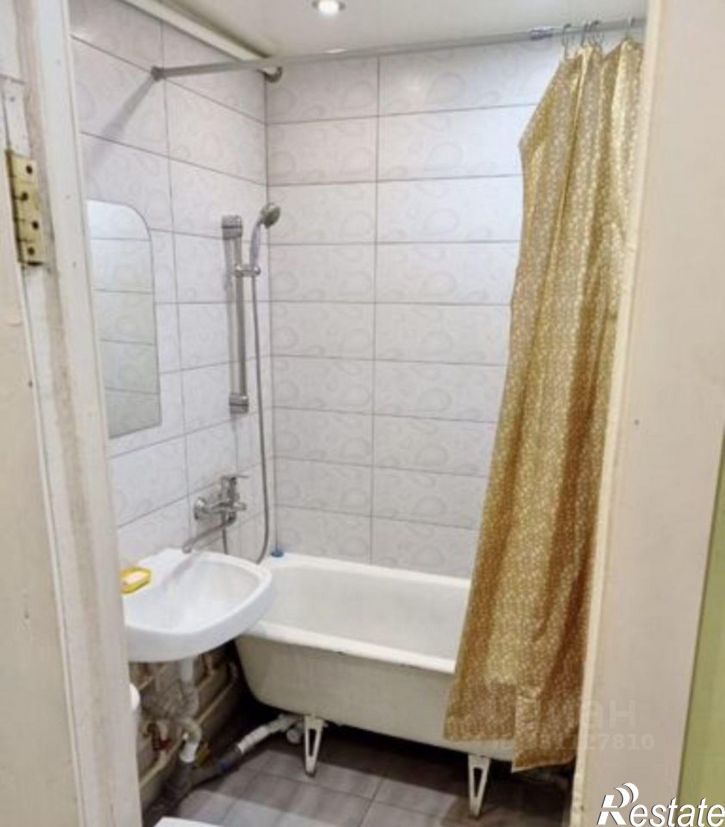 2-комн квартира улица Бардина, 18,  д. 18
