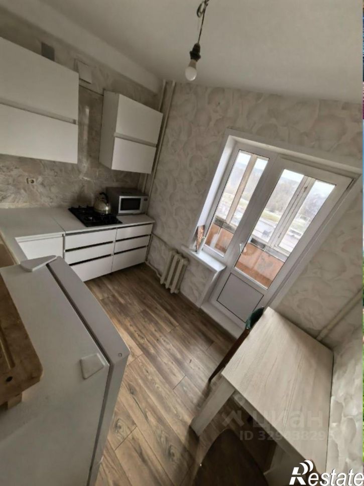 2-комн квартира улица Командарма Белова, 1,  д. 1