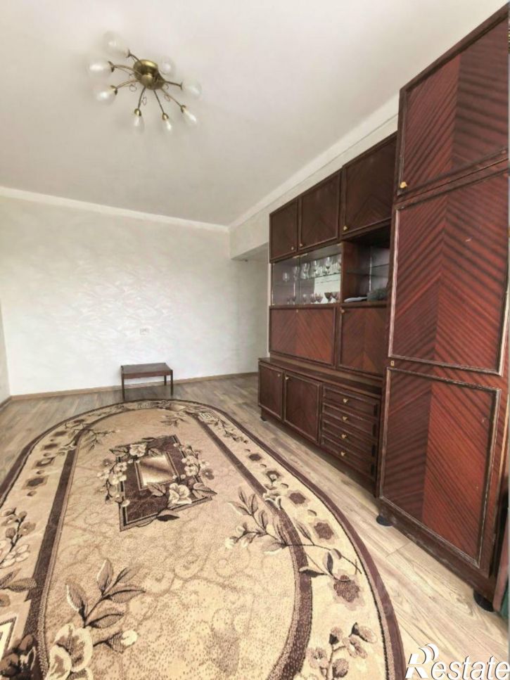 2-комн квартира улица Командарма Белова, 1,  д. 1
