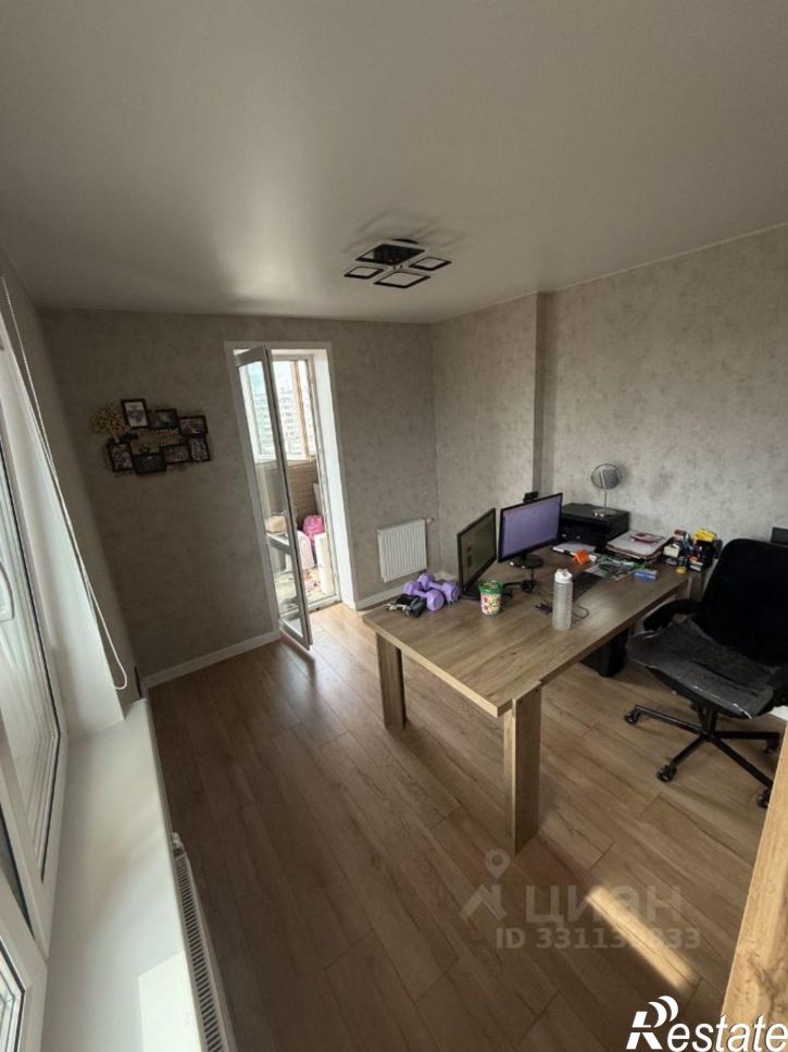 2-комн квартира улица Наседкина, 27А,  д. 27А