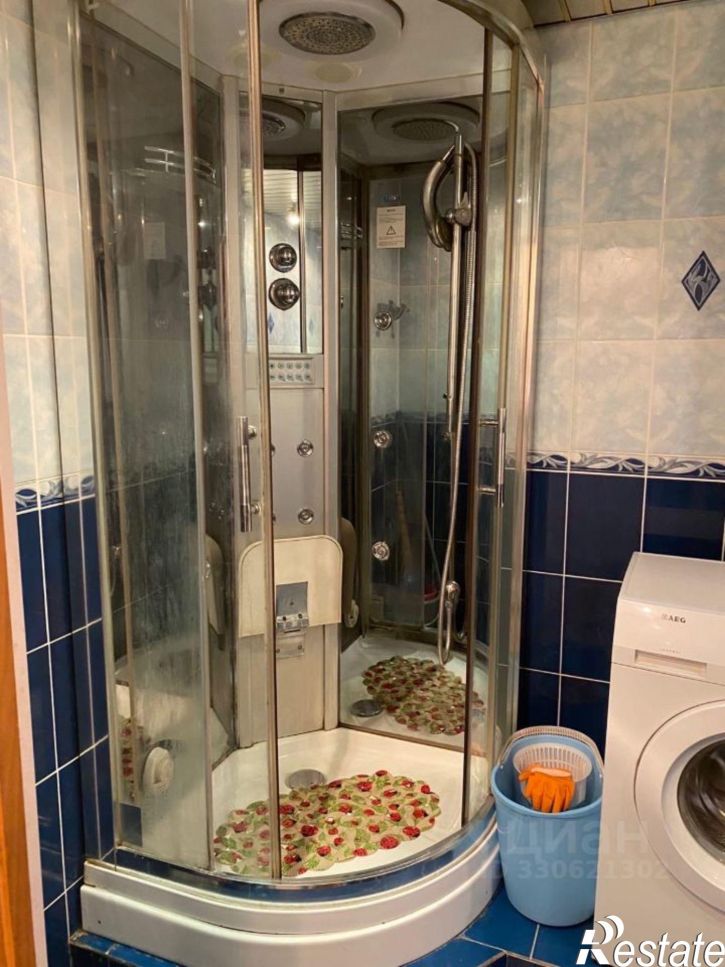 2-комн квартира Набережная улица, 33,  д. 33