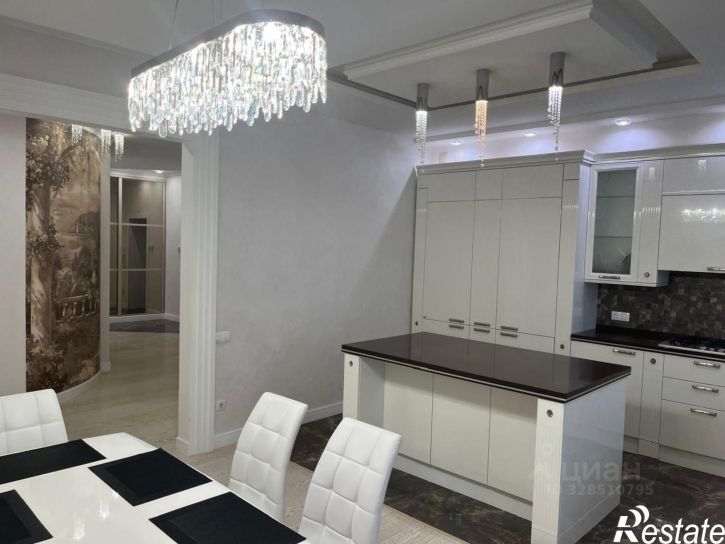 4-комн квартира ул Любецкая, 38,  д. 38