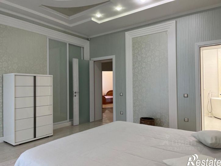 4-комн квартира ул Любецкая, 38,  д. 38