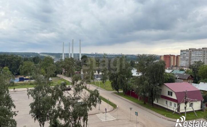 2-комн квартира ул Командарма Белова, 1,  д. 1