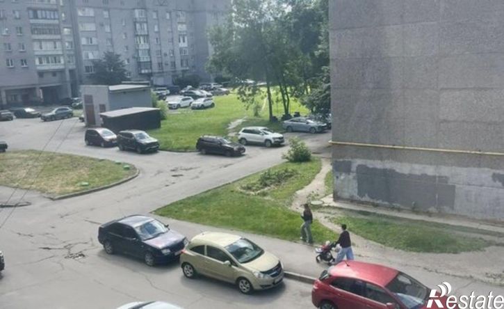 3-комн квартира пр-кт Победы, 68,  д. 68