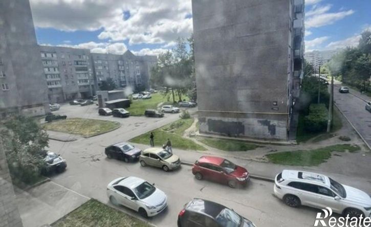 3-комн квартира пр-кт Победы, 68,  д. 68