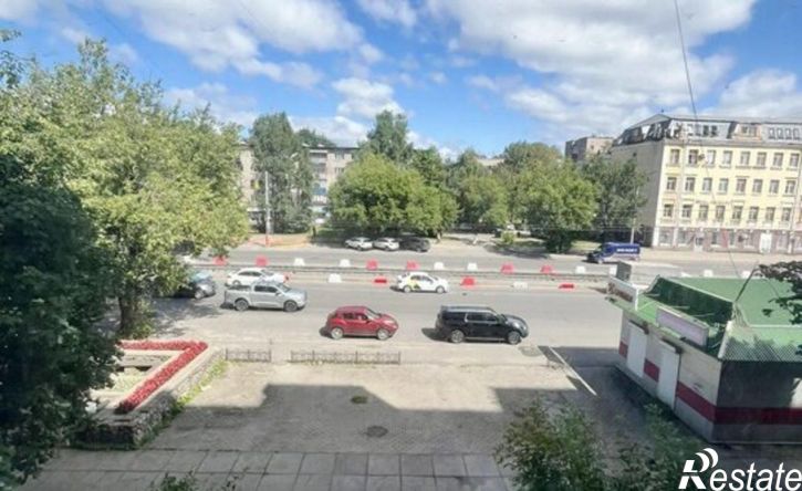 3-комн квартира пр-кт Победы, 68,  д. 68