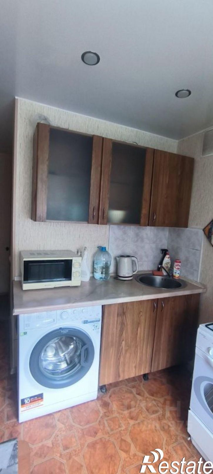 2-комн квартира пр-кт Победы, 27,  д. 27