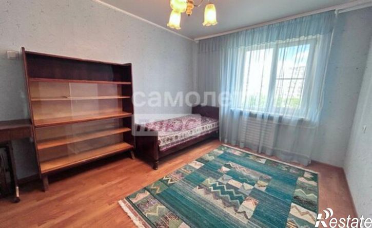 3-комн квартира пр-кт Победы, 208,  д. 208