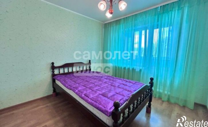 3-комн квартира пр-кт Победы, 208,  д. 208