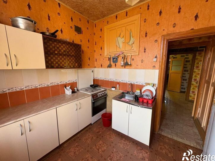 3-комн квартира б-р Доменщиков, 47,  д. 47