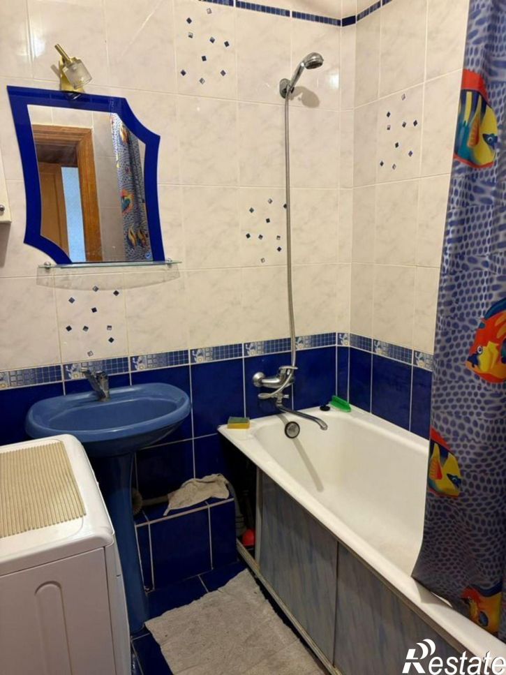 3-комн квартира б-р Доменщиков, 47,  д. 47