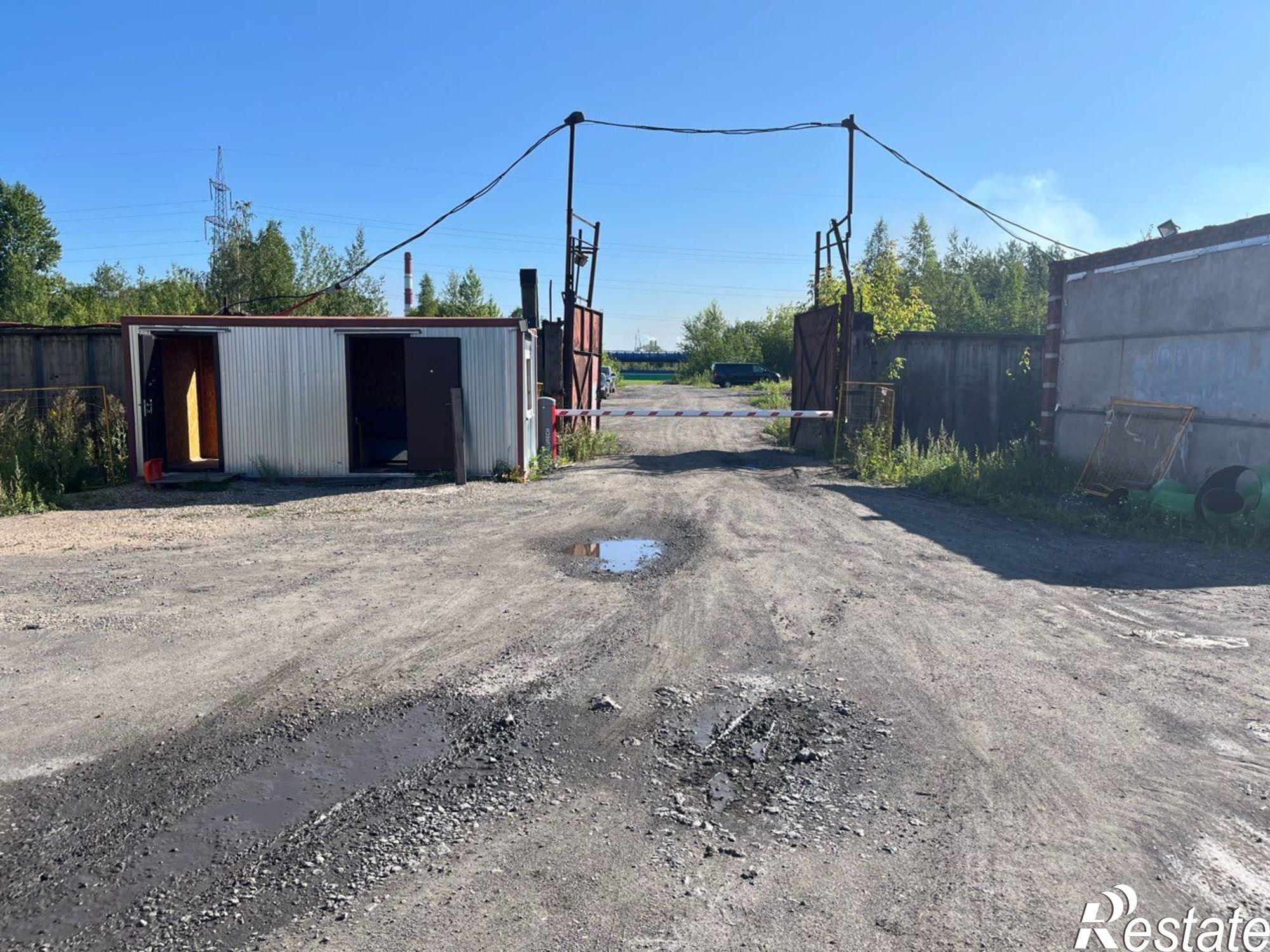 Купить производственную площадь за 110 001 000 000 рублей