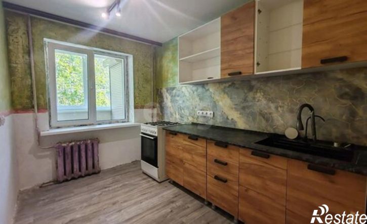 2-комн квартира пр-кт Победы, 120,  д. 120