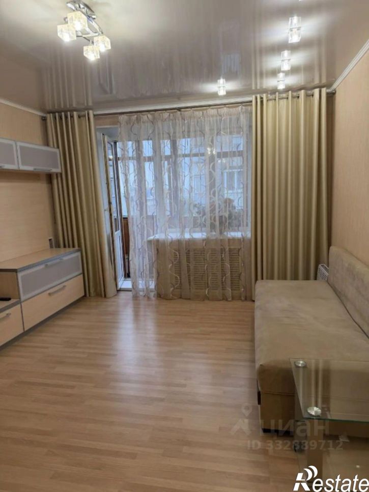 3-комн квартира пр-кт Строителей, 7,  д. 7