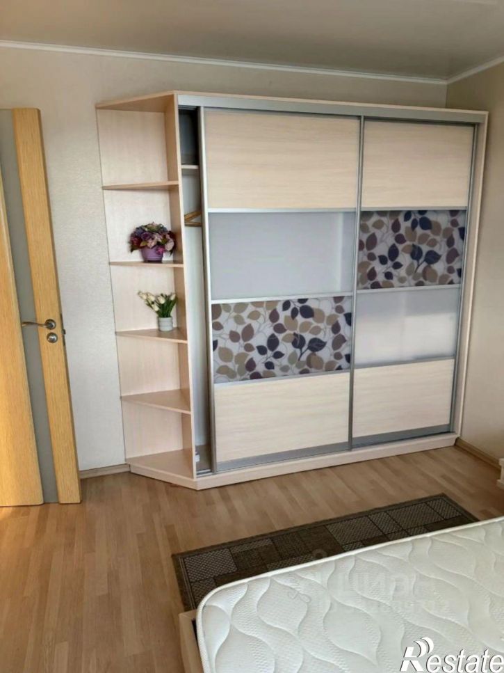 3-комн квартира пр-кт Строителей, 7,  д. 7
