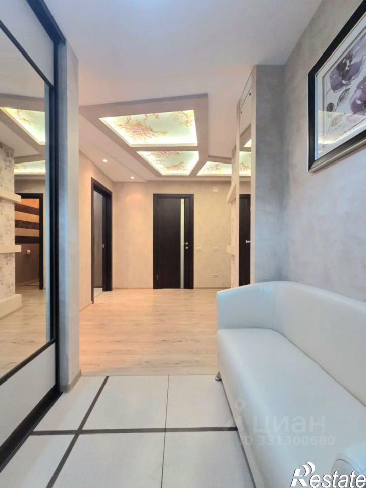 3-комн квартира ул Ленинградская, 24,  д. 24