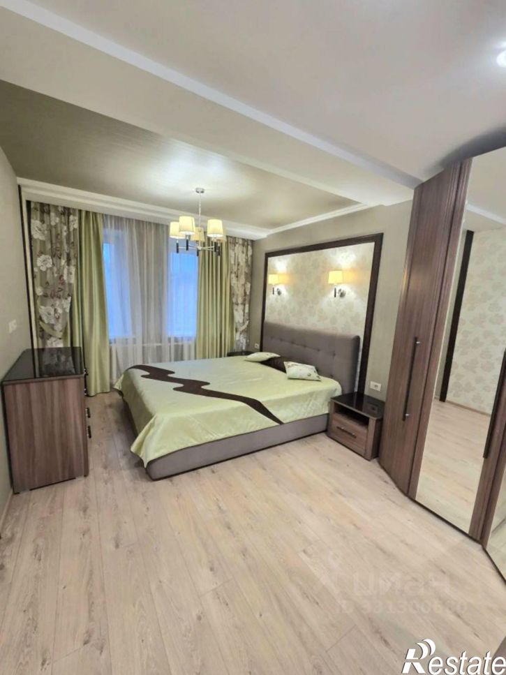 3-комн квартира ул Ленинградская, 24,  д. 24