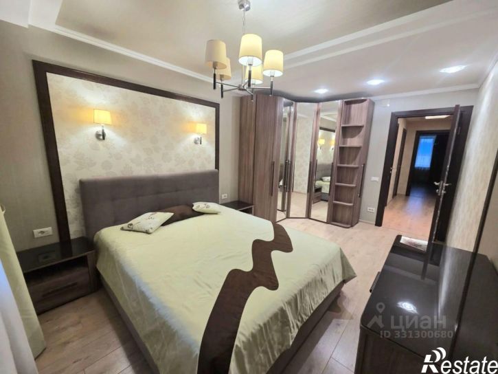 3-комн квартира ул Ленинградская, 24,  д. 24