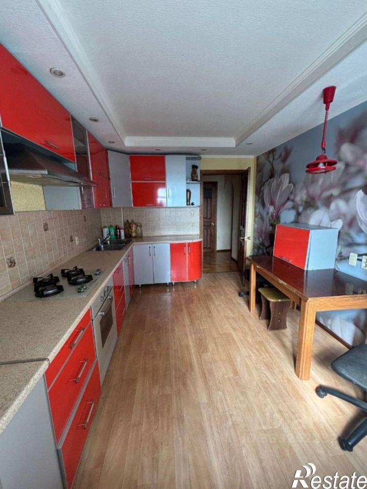 4-комн квартира ул Архангельская, 80,  д. 80