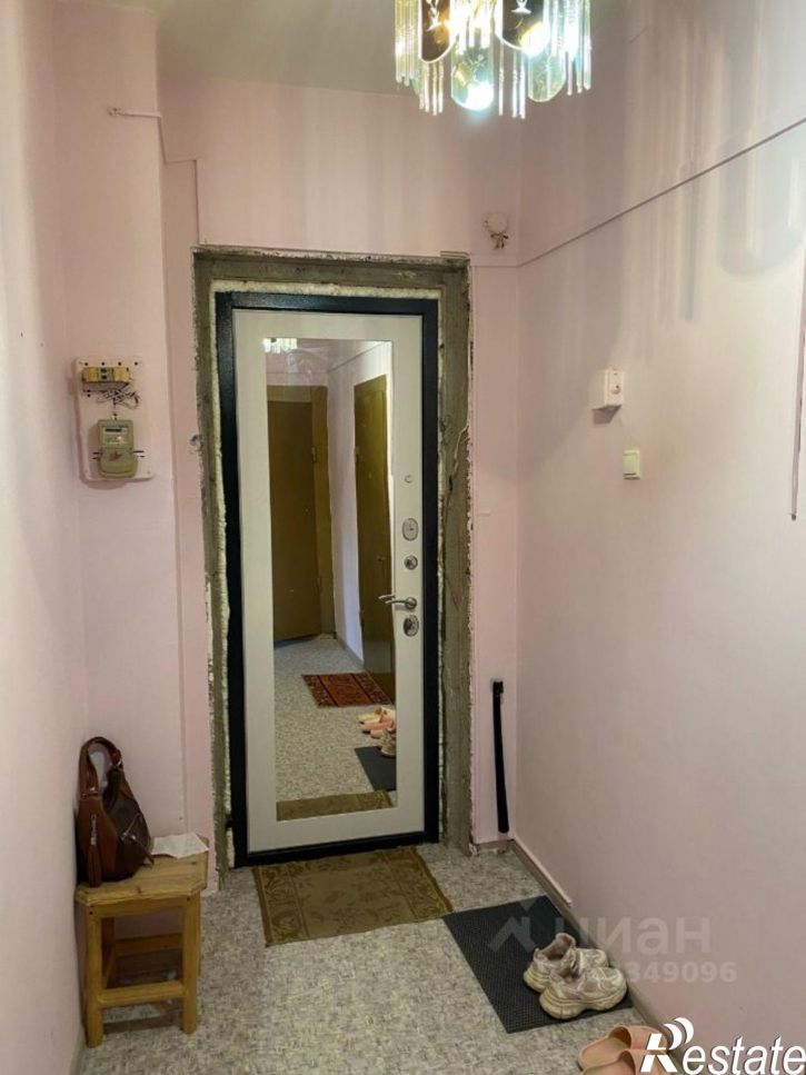 Комната б-р Доменщиков, 43,  д. 43