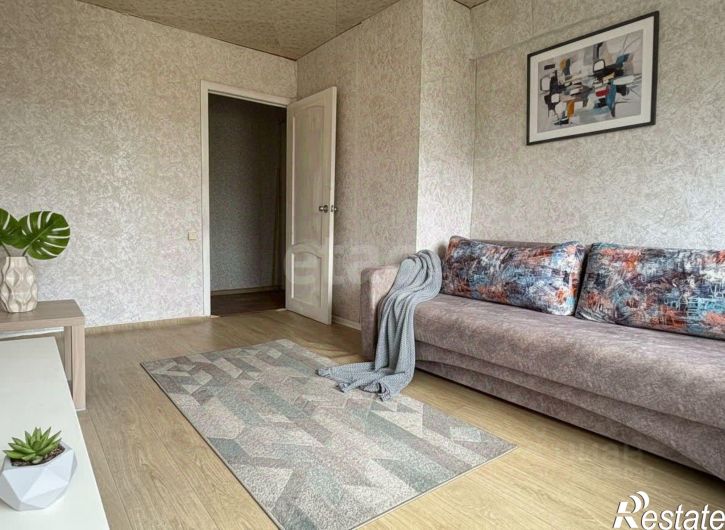 3-комн квартира пр-кт Строителей, 20,  д. 20