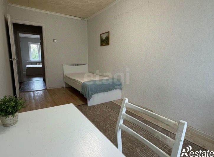 3-комн квартира пр-кт Строителей, 20,  д. 20