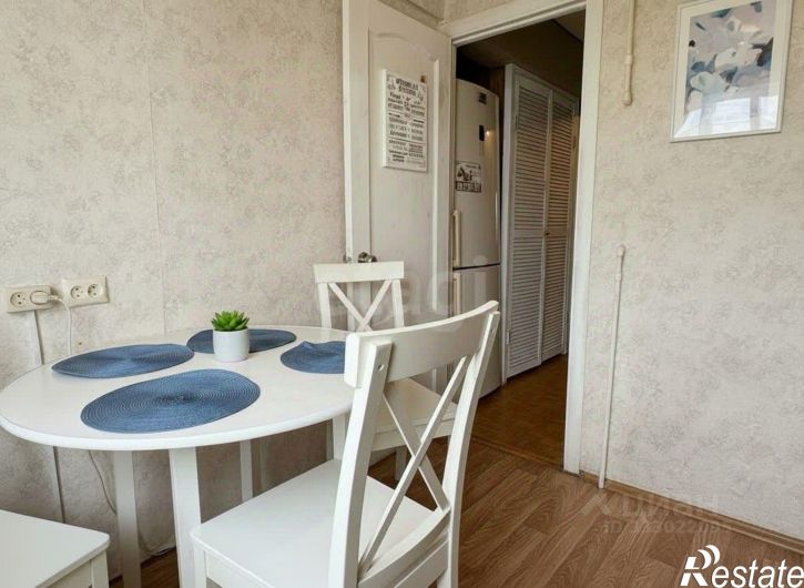 3-комн квартира пр-кт Строителей, 20,  д. 20