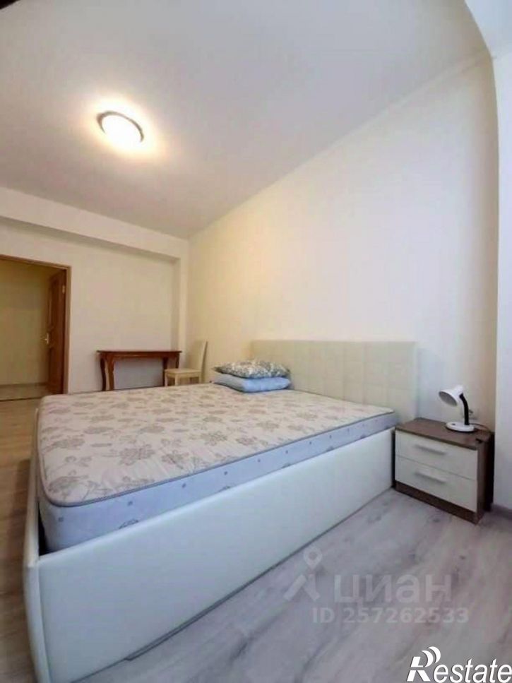 3-комн квартира улица Металлургов, 10,  д. 10