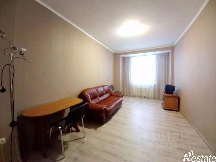 3-комн квартира улица Металлургов, 10,  д. 10