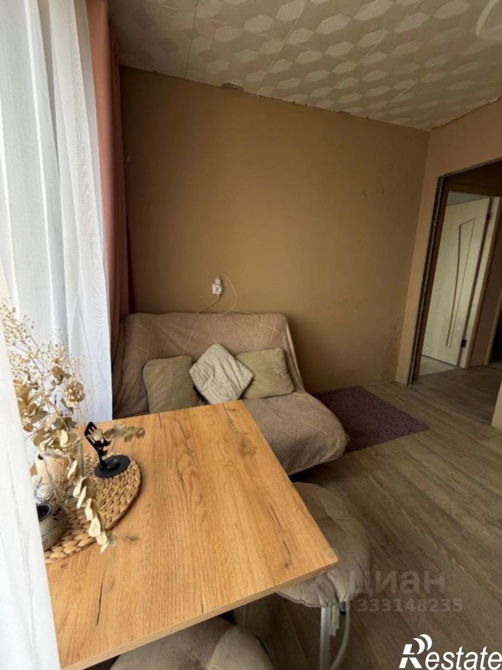 2-комн квартира Ленинградская улица, 37,  д. 37