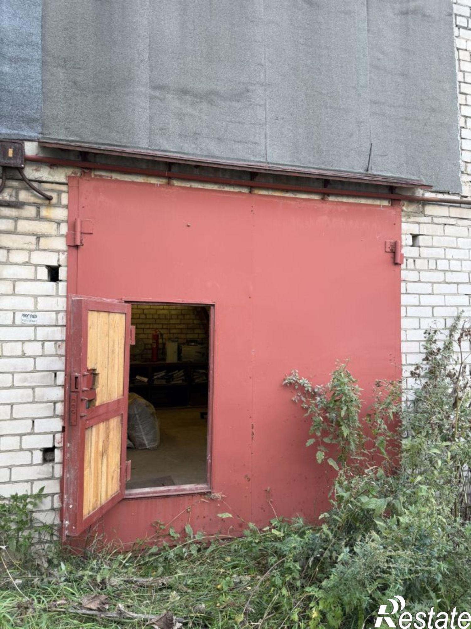 Купить гараж, место в паркинге за 630 000 рублей на проспект Победы, 85А