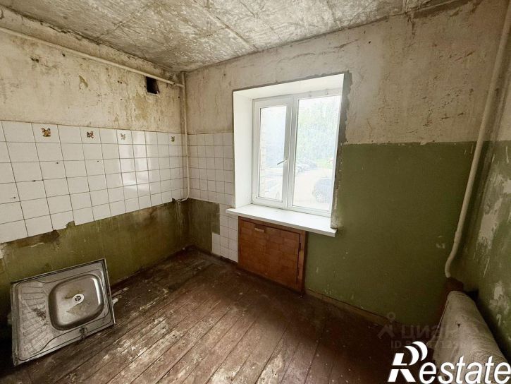 4-комн квартира улица Химиков, 12,  д. 12