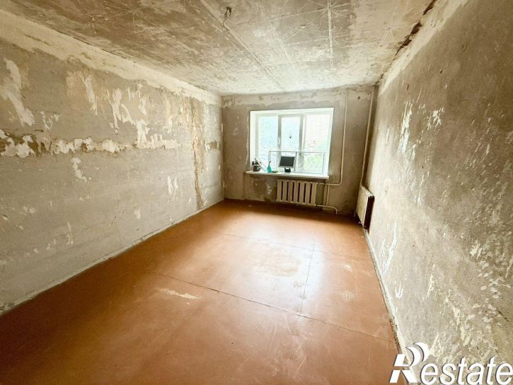 4-комн квартира улица Химиков, 12,  д. 12
